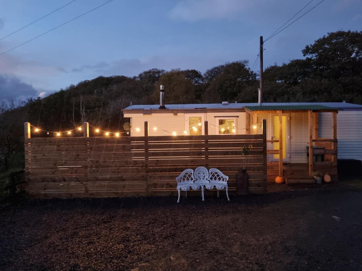Red Tub Cabin Snowdonia لنروست المظهر الخارجي الصورة